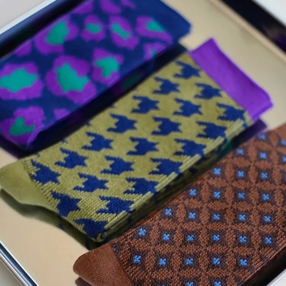 (3 pair) vintage design sock bundle